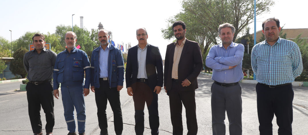 مدیرعامل و اعضاء هیئت مدیره از شرکت پالایش نفت امام خمینی (ره) شازند بازدید به عمل آوردند